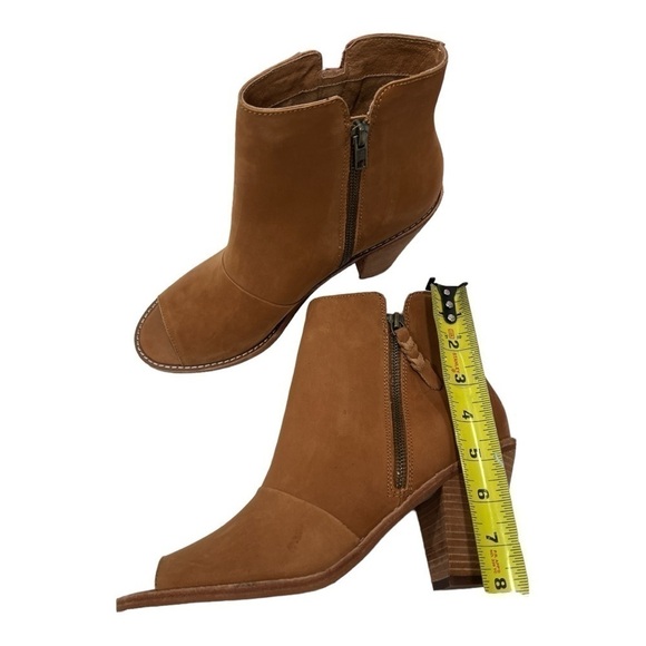 Corso Como Women's Tameka Peep Toe Bootie size 9.5 M - Picture 6 of 13